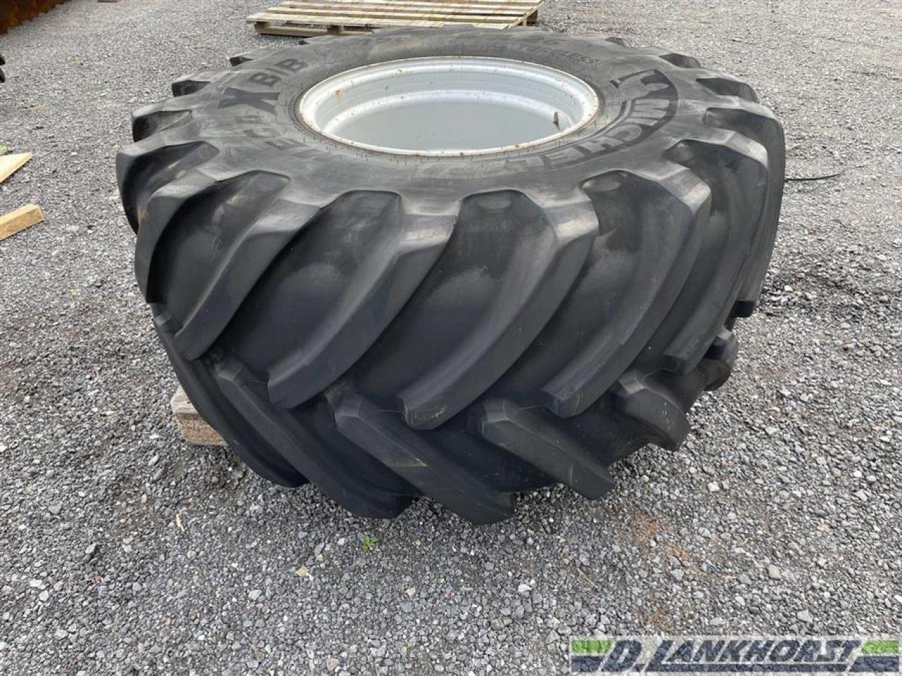 Rad типа Michelin 1x 750/65R26 70%, Neumaschine в Neuenhaus (Фотография 2)