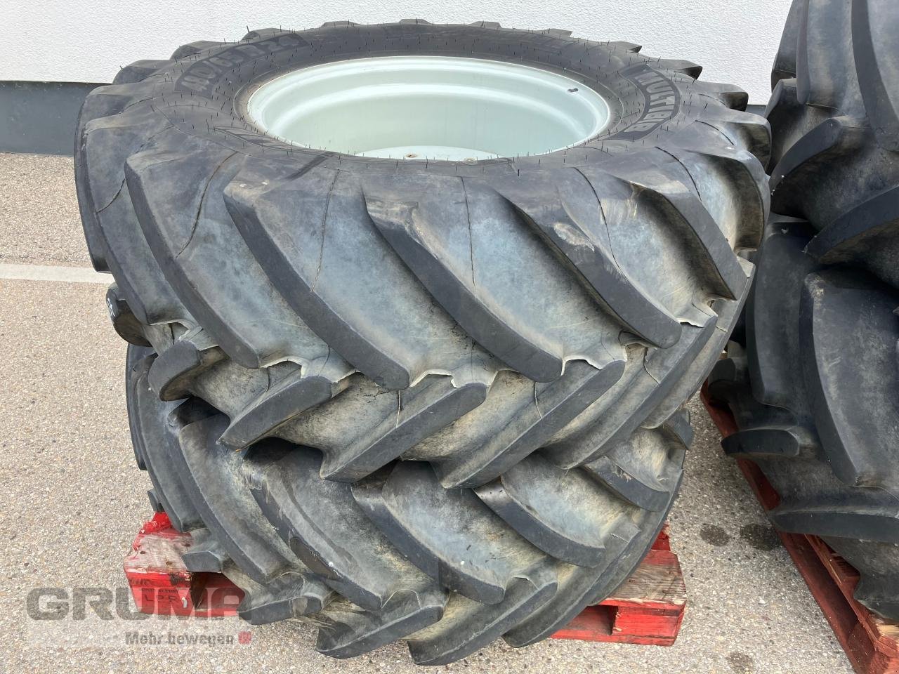 Rad типа Michelin 480/65 R 24 u. 600/65 R 34 Multibib, Gebrauchtmaschine в Friedberg-Derching (Фотография 2)