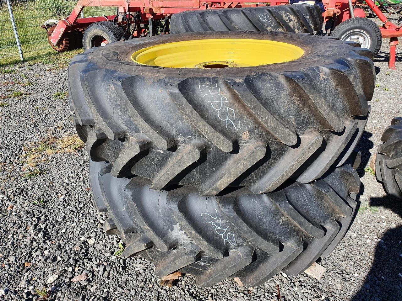 Rad des Typs Michelin 480/70R34 x2, Neumaschine in Niederkirchen (Bild 1)