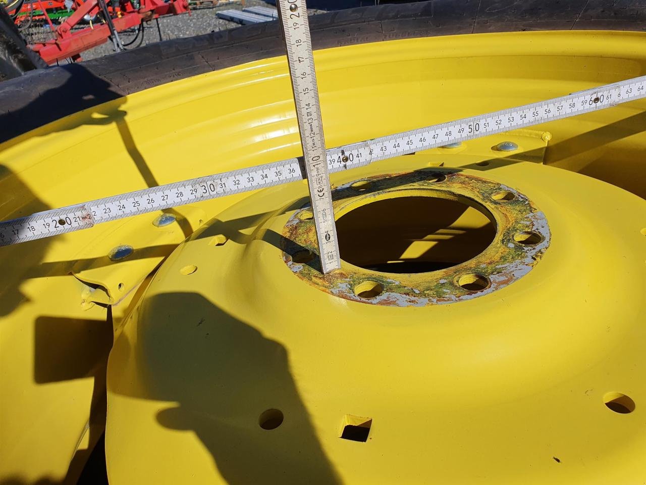 Rad des Typs Michelin 480/70R34 x2, Neumaschine in Niederkirchen (Bild 6)