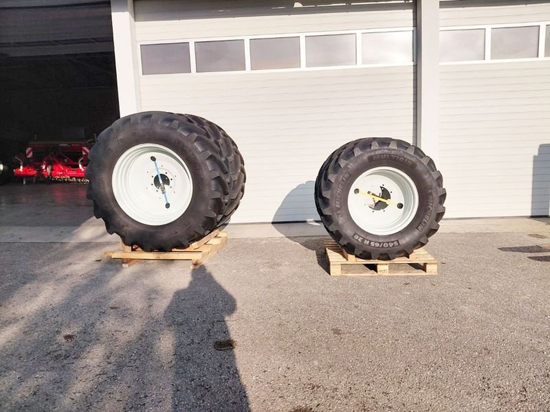 Rad typu Michelin 540/65 R 28 und 650/65 R 38 Räder, Gebrauchtmaschine v St. Marienkirchen (Obrázek 3)