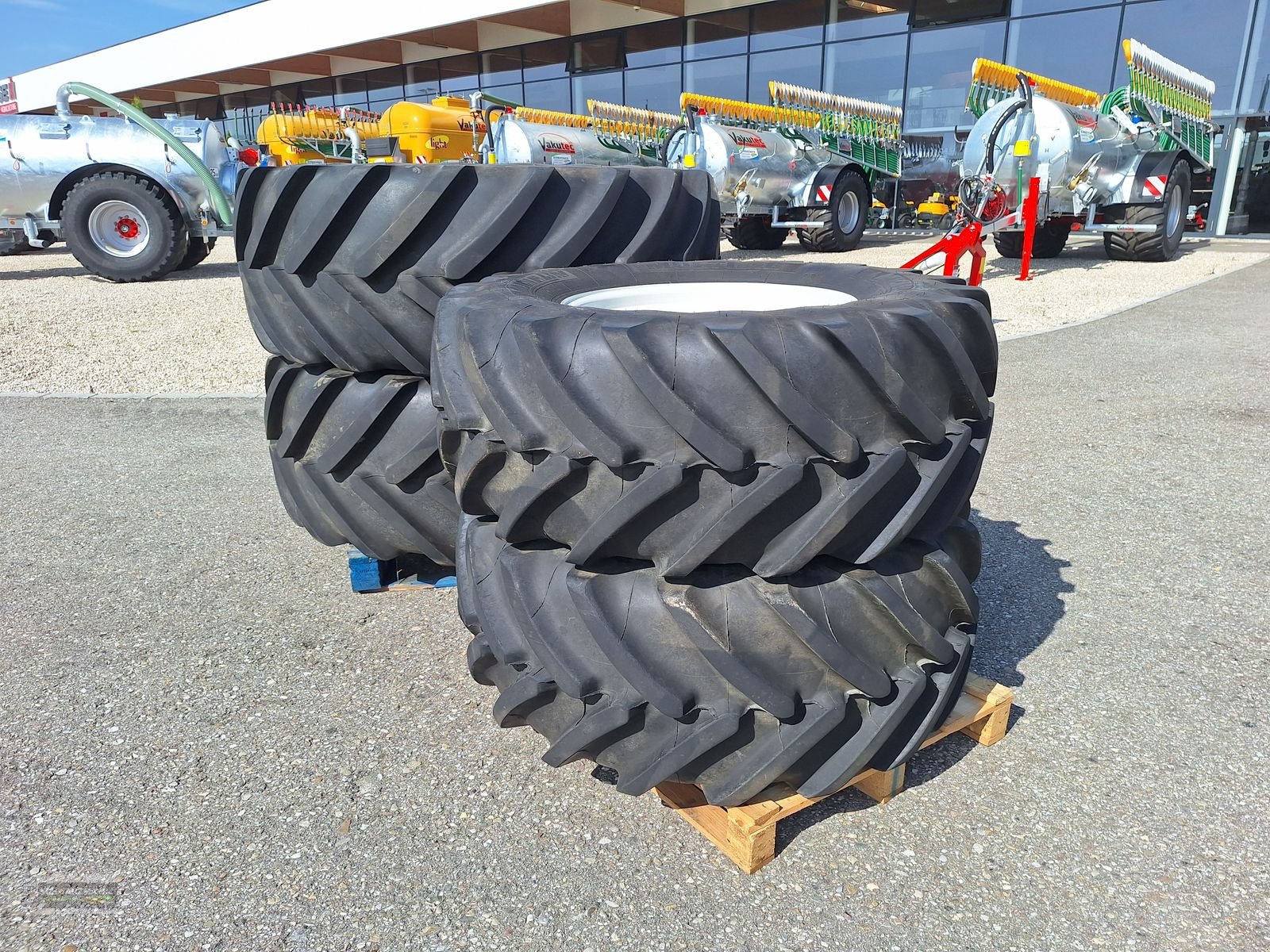 Rad des Typs Michelin 600/65R34+480/65R24 Kompletträder, Gebrauchtmaschine in Aurolzmünster (Bild 5)