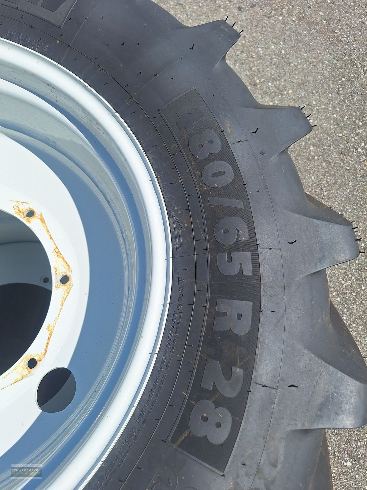 Rad del tipo Michelin 600/65R38+480/65R28, Neumaschine In Gampern (Immagine 8)