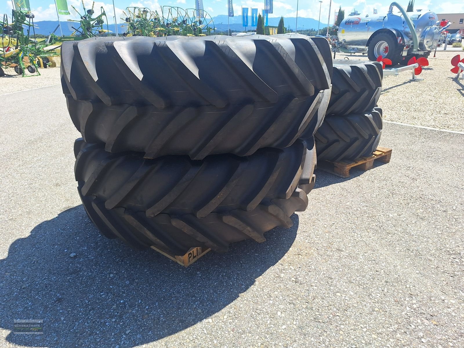 Rad del tipo Michelin 600/65R38+480/65R28, Neumaschine In Gampern (Immagine 4)