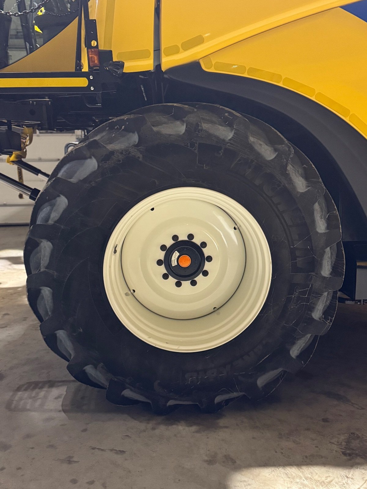 Rad del tipo Michelin 800/70 R38, Gebrauchtmaschine en Hallbergmoos  (Imagen 1)