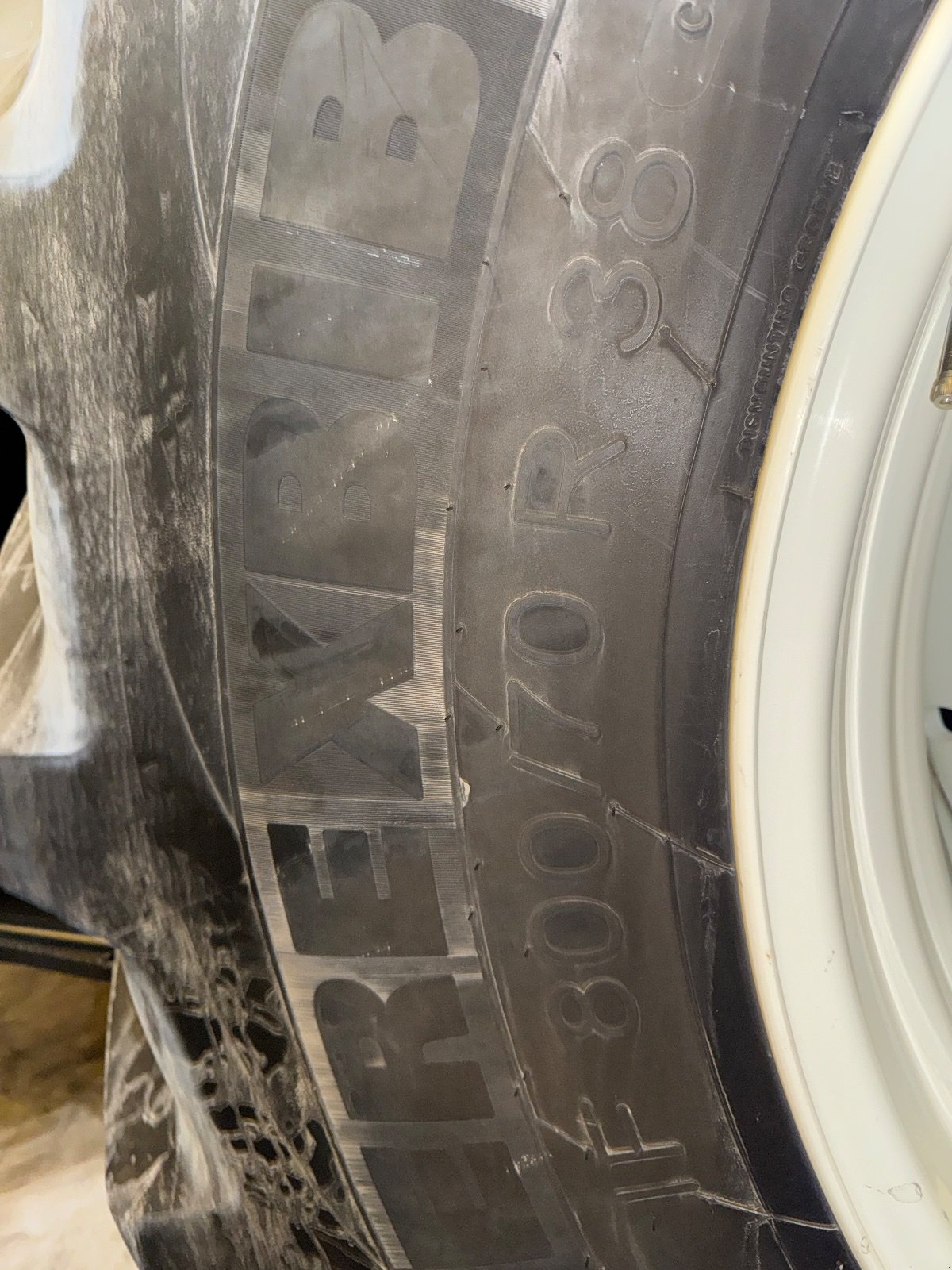 Rad del tipo Michelin 800/70 R38, Gebrauchtmaschine en Hallbergmoos  (Imagen 3)