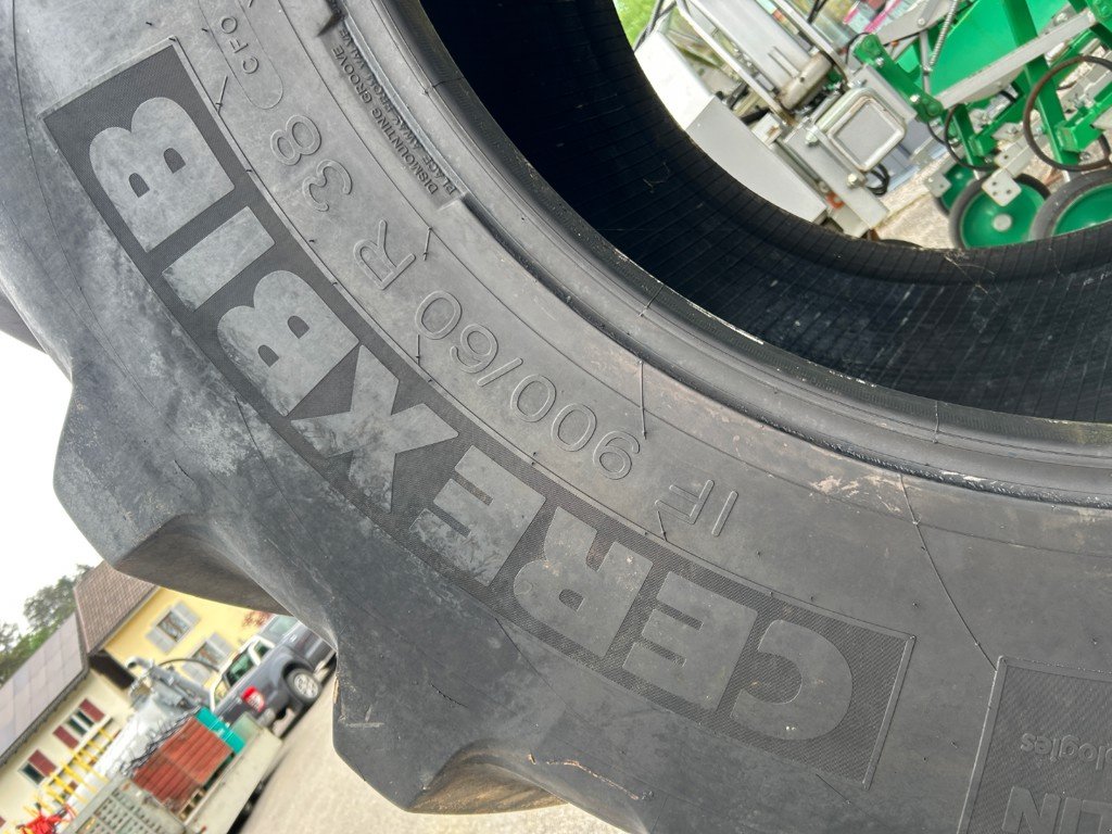 Rad des Typs Michelin CEREXBIB  IF 900/60R38, Gebrauchtmaschine in Courtedoux (Bild 5)