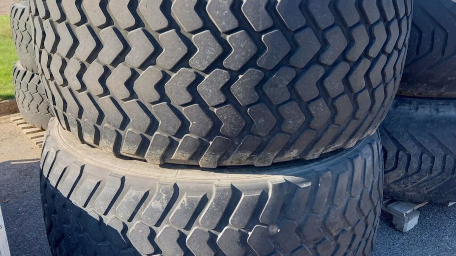 Rad des Typs Michelin Græsdæk 750/60R30,5 + 560/60R22,5, Gebrauchtmaschine in Rødovre (Bild 1)