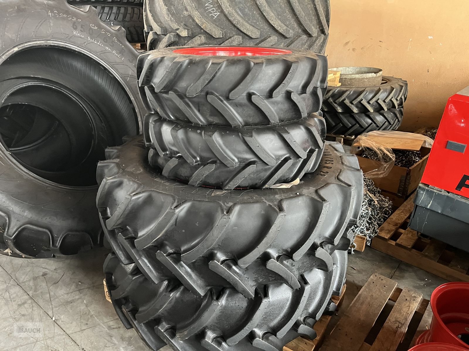 Rad van het type Michelin Kompletträder zu Fendt 200P, Vorführmaschine in Burgkirchen (Foto 2)