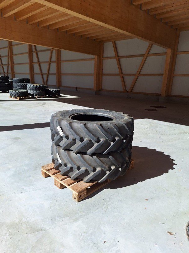 Rad del tipo Michelin Omnibib 380 / 70 R24, Gebrauchtmaschine en Susten (Imagen 1)