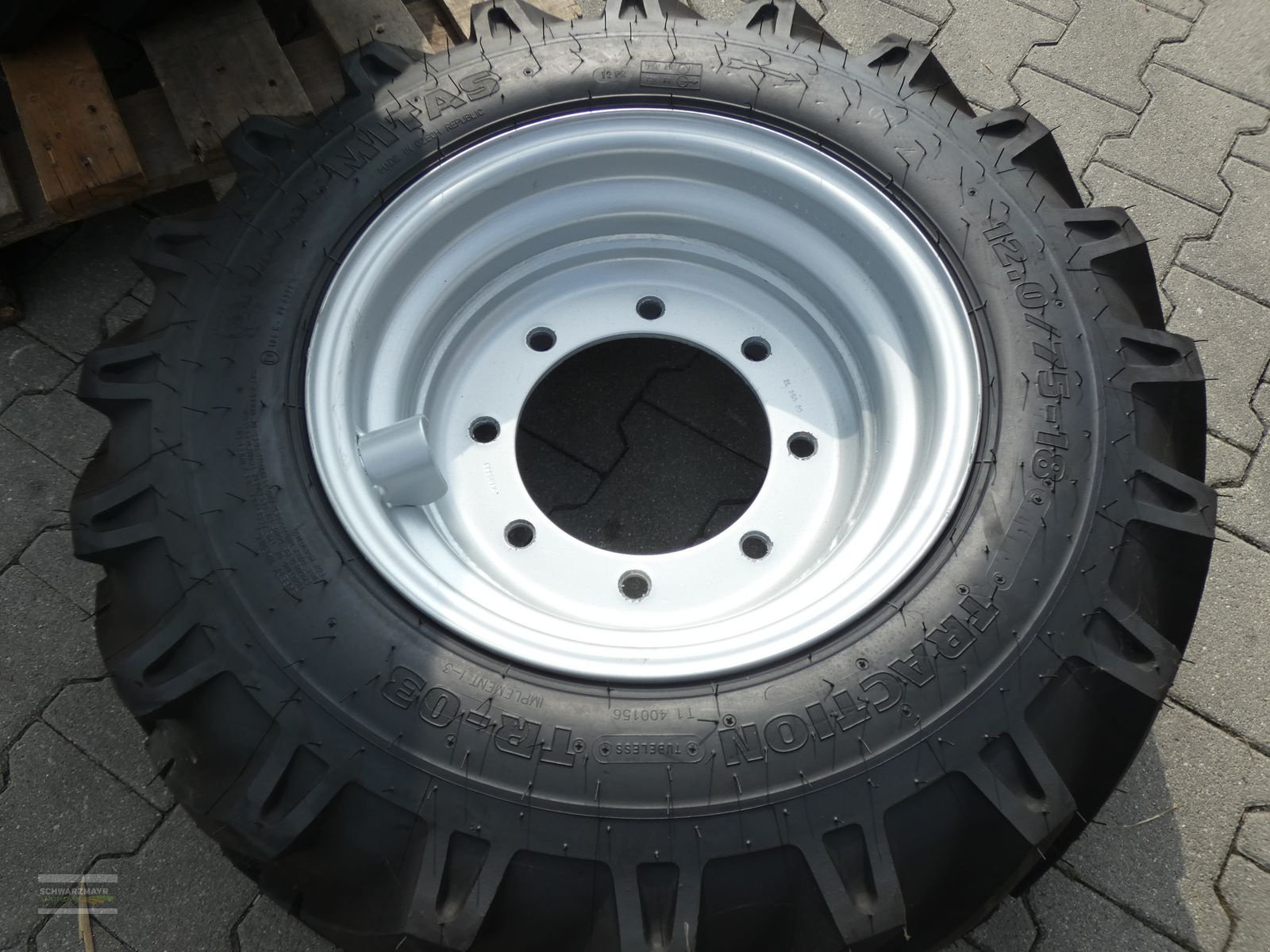 Rad a típus Mitas 12.0/75-18 TR-03, Neumaschine ekkor: Aurolzmünster (Kép 7)