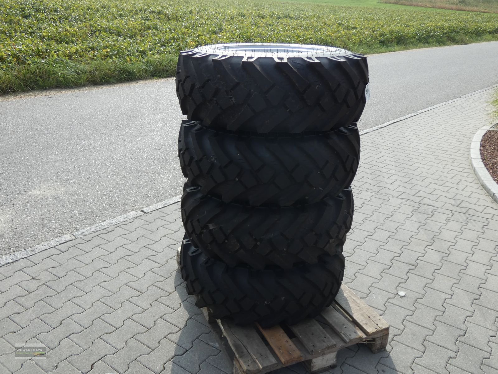 Rad a típus Mitas 12.0/75-18 TR-03, Neumaschine ekkor: Aurolzmünster (Kép 4)