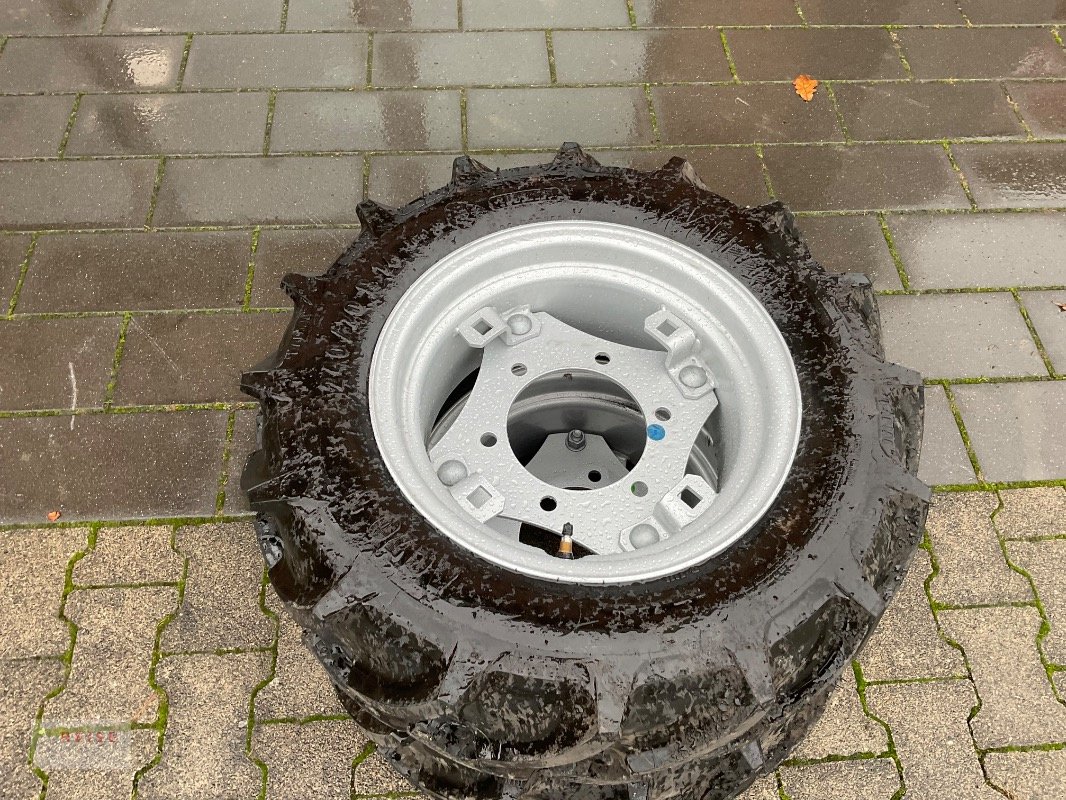 Rad del tipo Mitas 240/70R16 AC 70 T 104 A8, Gebrauchtmaschine In Lippetal / Herzfeld (Immagine 2)