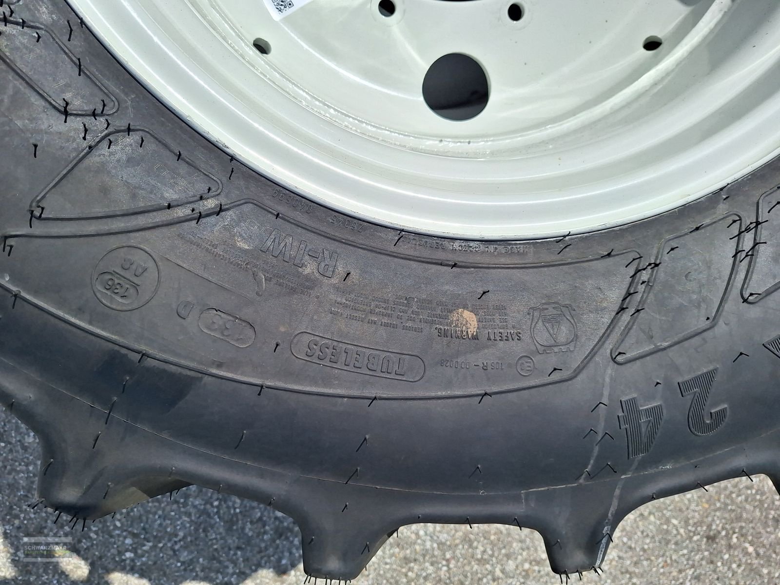 Rad typu Mitas 600/65R34+480/65R24, Vorführmaschine v Gampern (Obrázek 14)