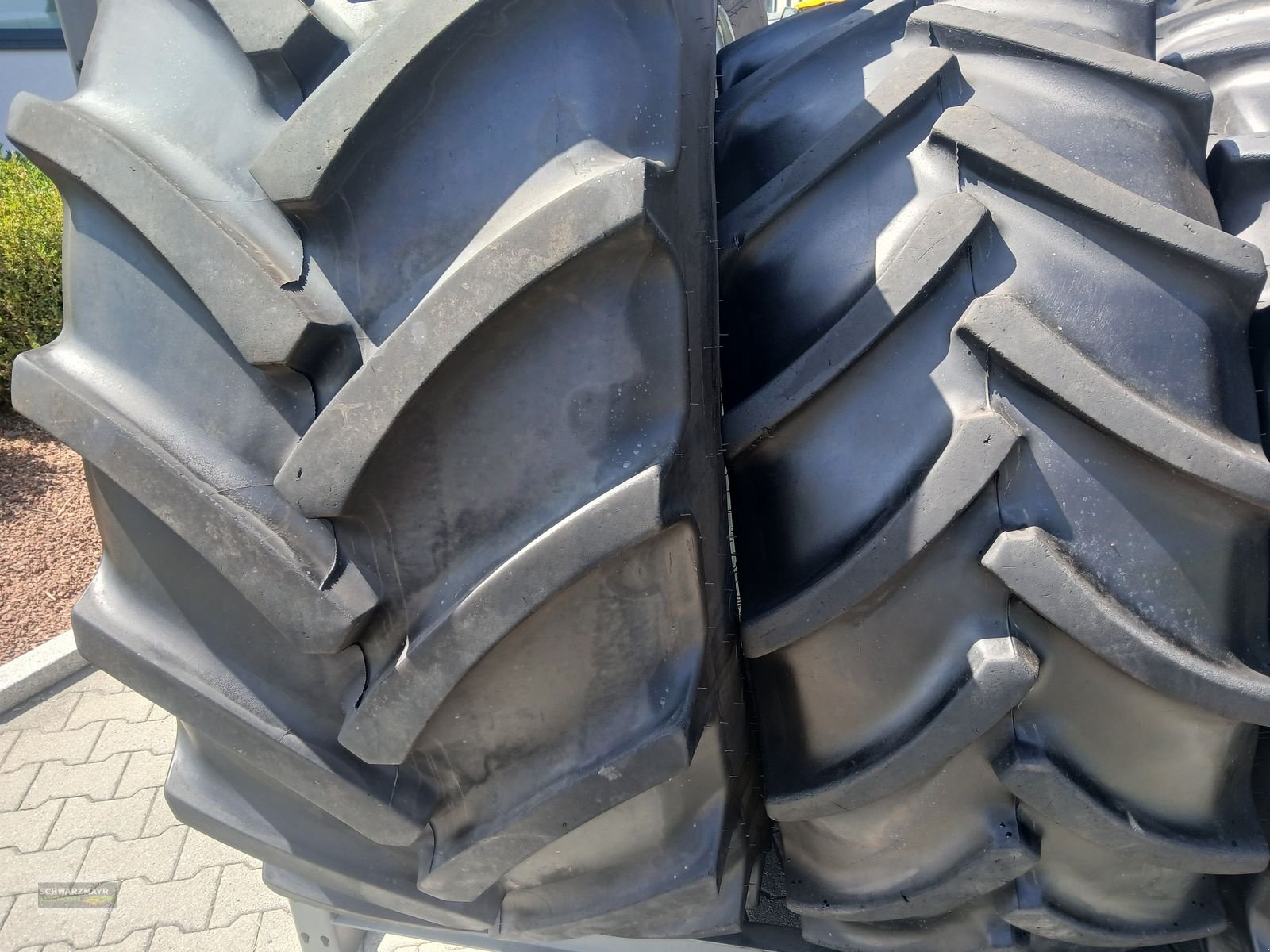 Rad des Typs Mitas 650/65R28+540/65R38 Kompletträder, Vorführmaschine in Aurolzmünster (Bild 5)