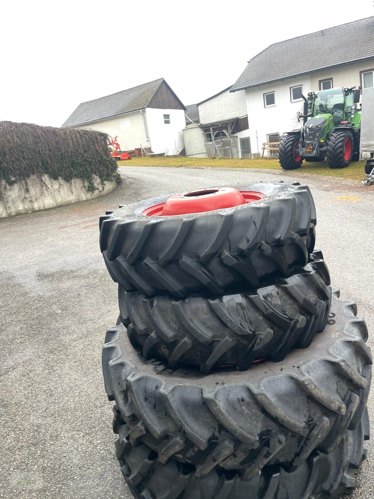 Rad des Typs Mitas Räder, Gebrauchtmaschine in Bad Leonfelden (Bild 5)