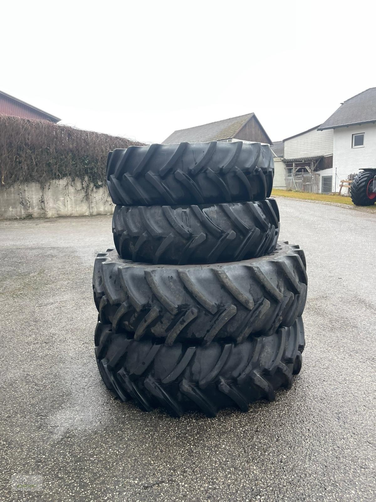 Rad des Typs Mitas Räder, Gebrauchtmaschine in Bad Leonfelden (Bild 1)