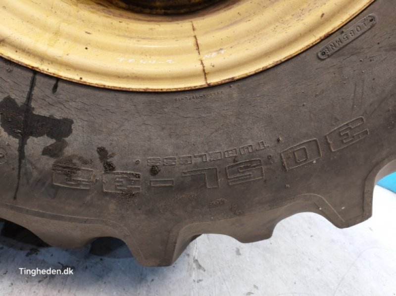 Rad типа New Holland 32"   30.5L-32, Gebrauchtmaschine в Hemmet (Фотография 5)