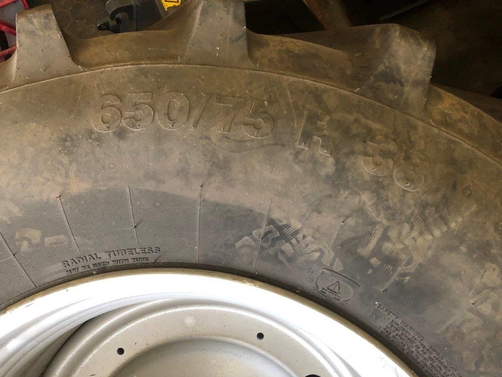 Rad des Typs New Holland T7.270 AC BLUEPOWER Komplette baghjul 650/75-38, Gebrauchtmaschine in Tinglev (Bild 5)