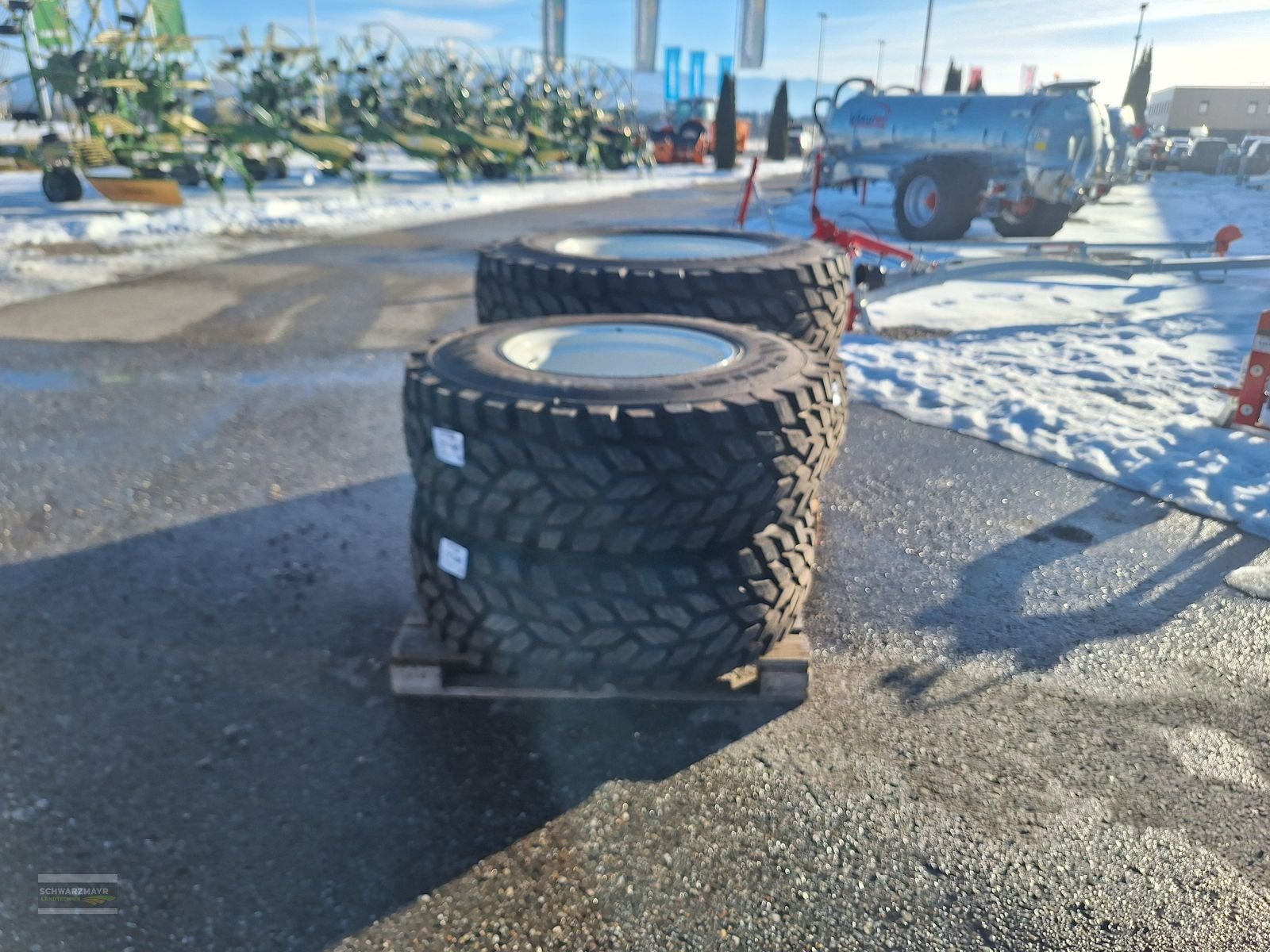 Rad типа Nokian 480/80R34+400/80R24 Kompletträder, Neumaschine в Gampern (Фотография 8)