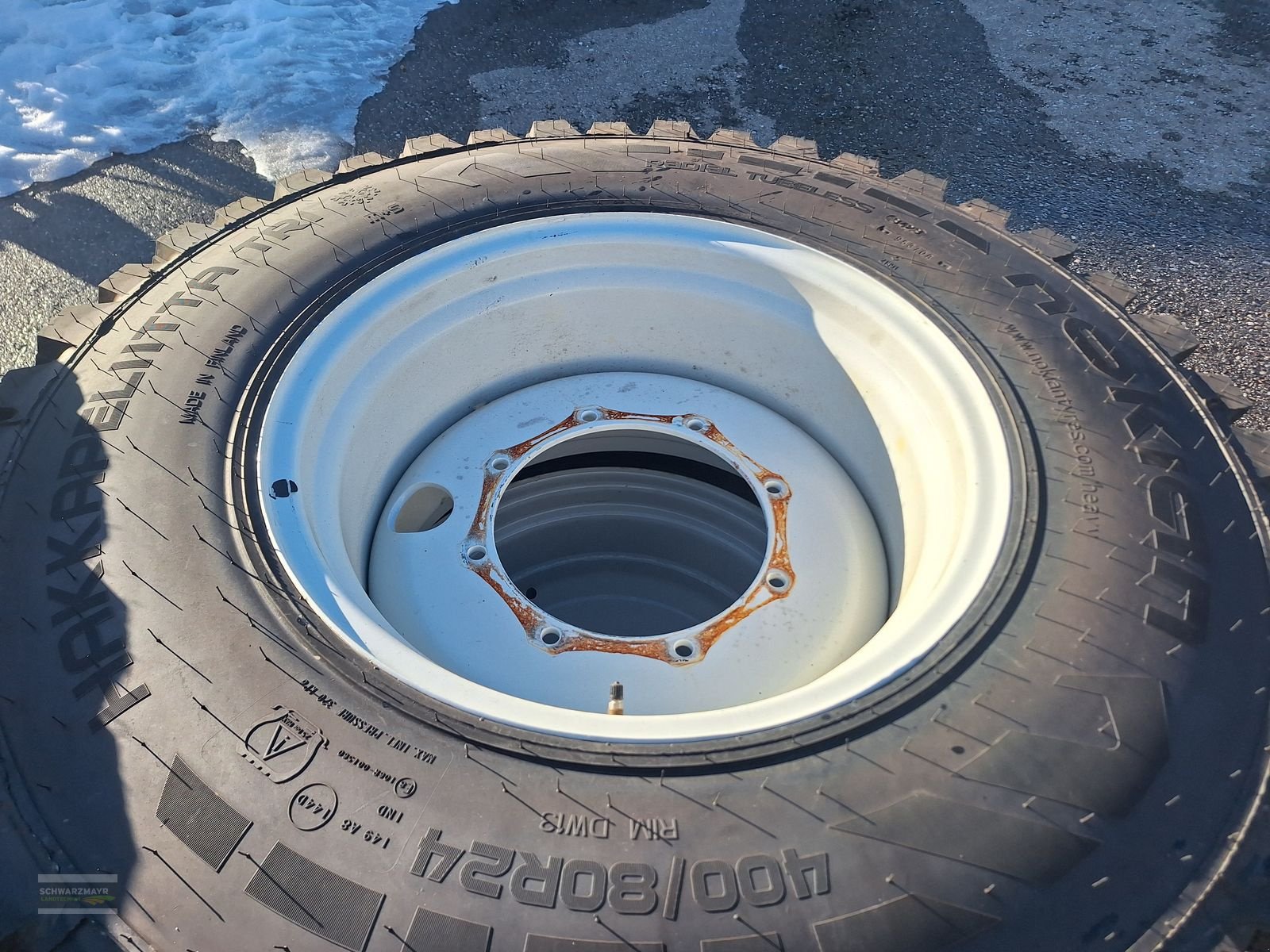 Rad типа Nokian 480/80R34+400/80R24 Kompletträder, Neumaschine в Gampern (Фотография 13)