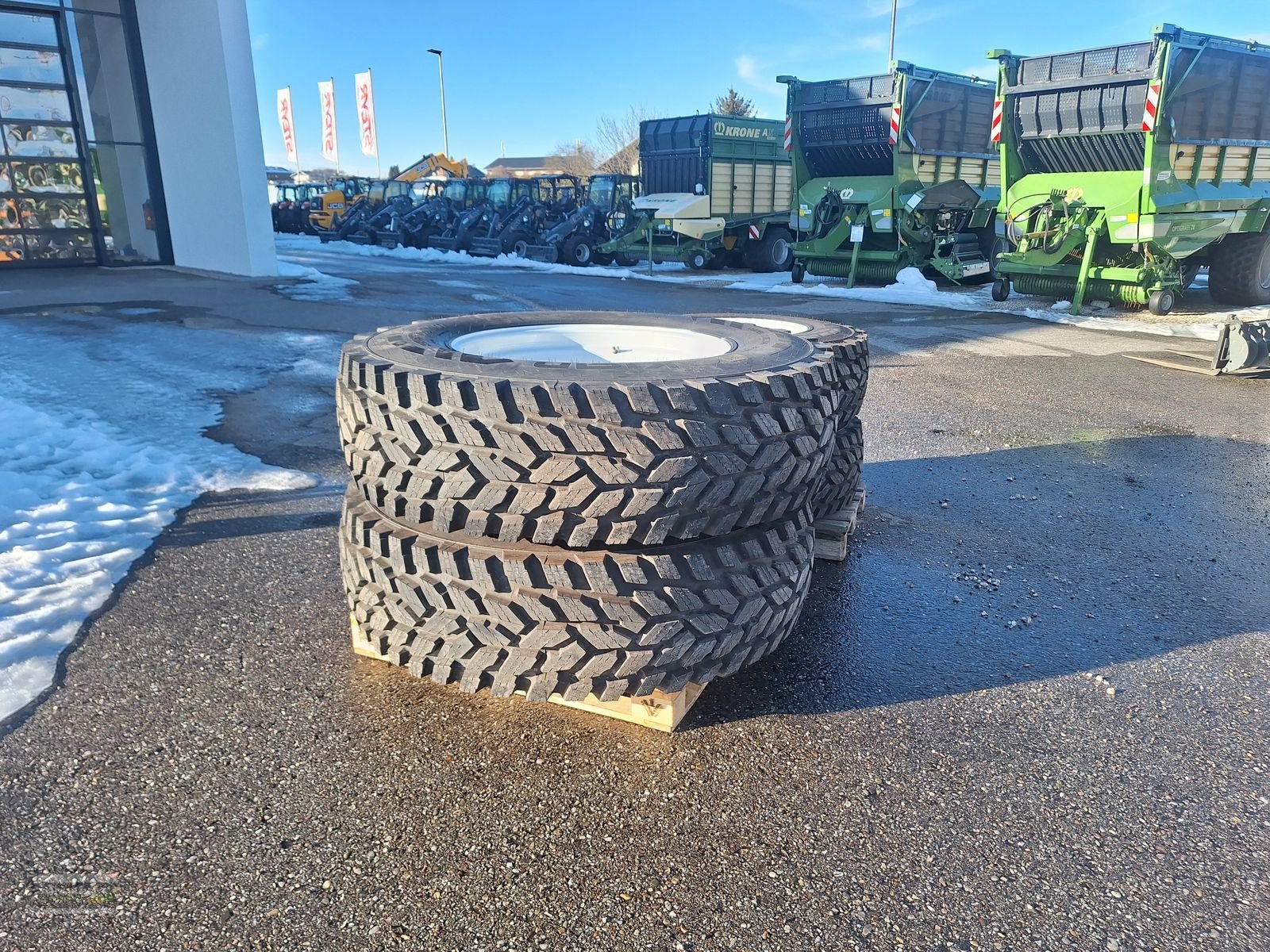 Rad типа Nokian 480/80R34+400/80R24 Kompletträder, Neumaschine в Gampern (Фотография 3)