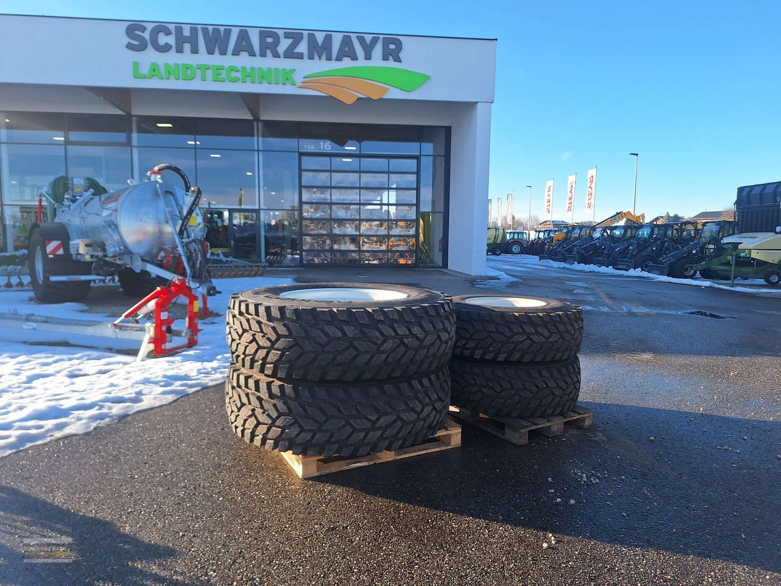 Rad типа Nokian 480/80R34+400/80R24 Kompletträder, Neumaschine в Gampern (Фотография 2)