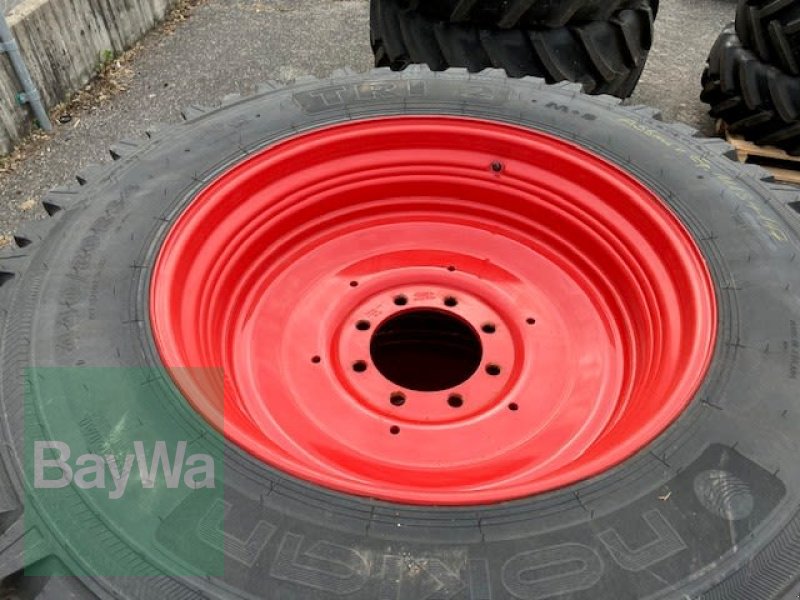 Rad des Typs Nokian GEBR. 360/80R24 U. 440/80R34, Gebrauchtmaschine in Ravensburg (Bild 3)