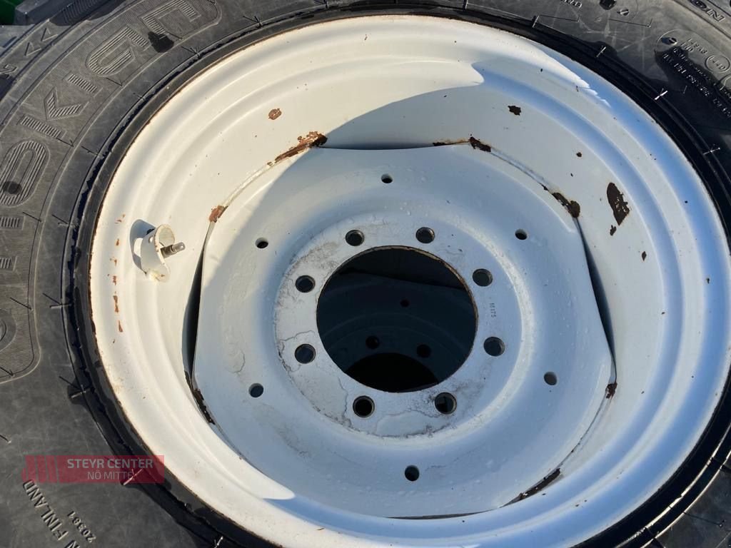 Rad typu Nokian Kommunalräder 400/80 R24 und 480/80 R34, Gebrauchtmaschine v St. Pölten (Obrázek 5)