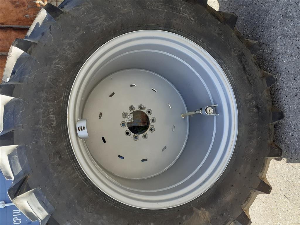 Rad типа Petlas 420/85R34 Starmaxx TR110, Gebrauchtmaschine в Danmark (Фотография 5)