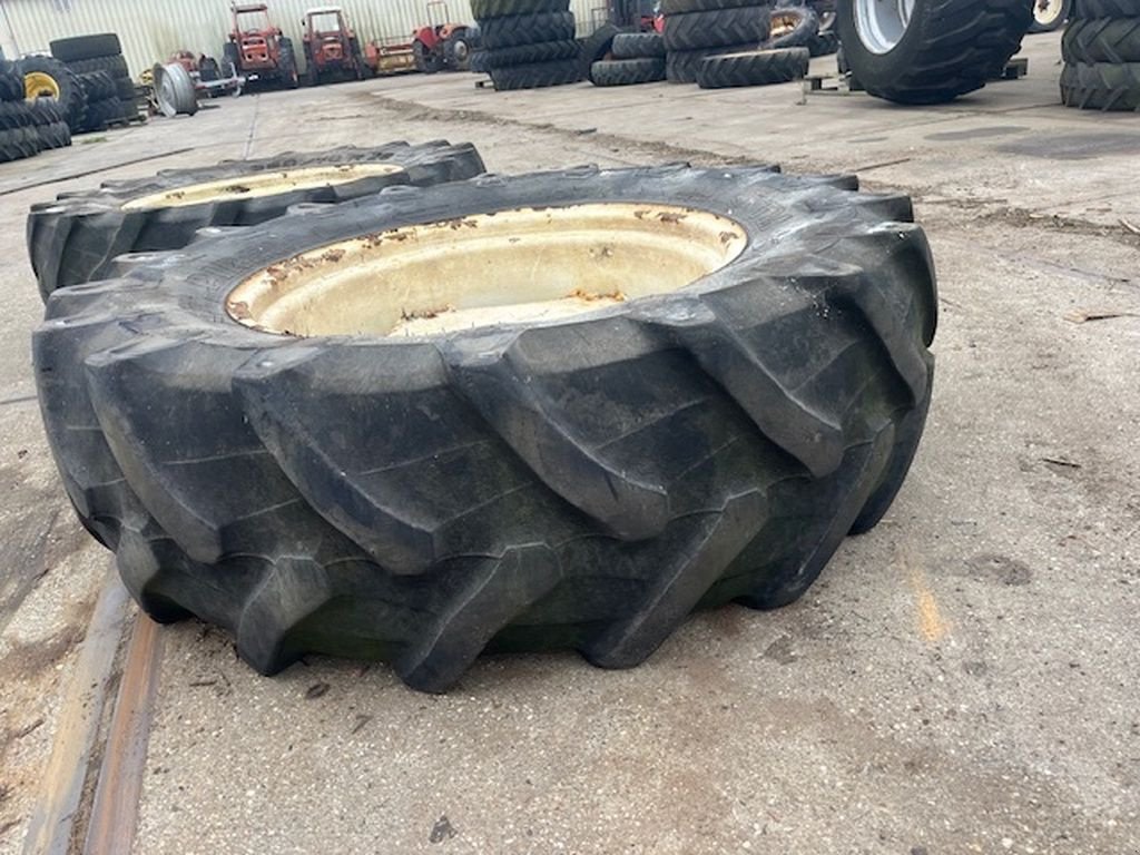 Rad типа Pirelli 380\70 R28 TM700, Gebrauchtmaschine в Callantsoog (Фотография 5)