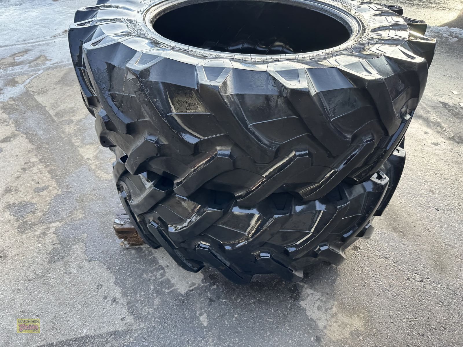 Rad типа Pirelli 420/70-R30 TM700 ca. 50% guter Zustand, Gebrauchtmaschine в Kötschach (Фотография 8)