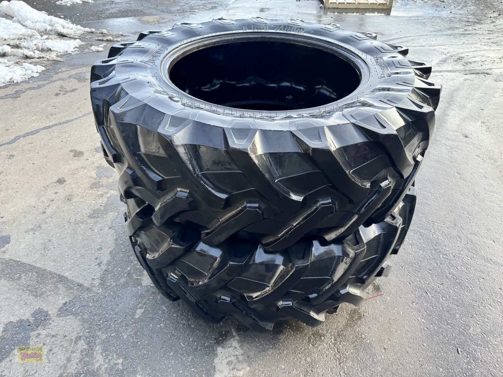 Rad типа Pirelli 420/70-R30 TM700 ca. 50% guter Zustand, Gebrauchtmaschine в Kötschach (Фотография 7)