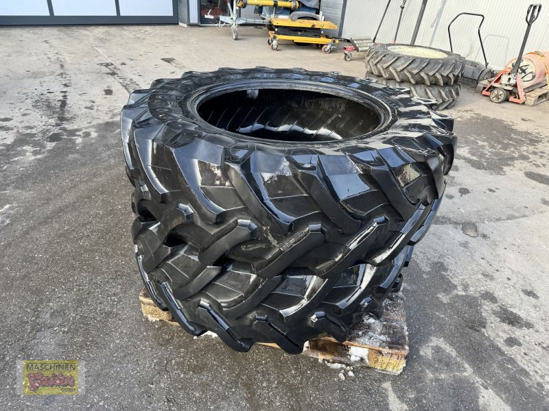 Rad типа Pirelli 420/70-R30 TM700 ca. 50% guter Zustand, Gebrauchtmaschine в Kötschach