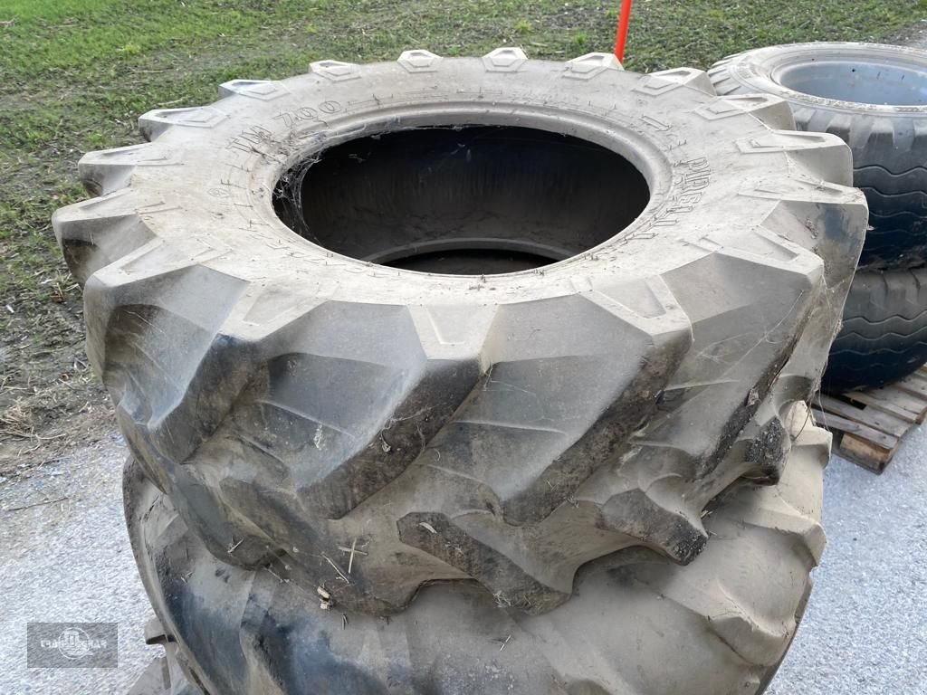 Rad Türe ait Pirelli 420/70R24 Pirelli, Gebrauchtmaschine içinde Rankweil (resim 4)