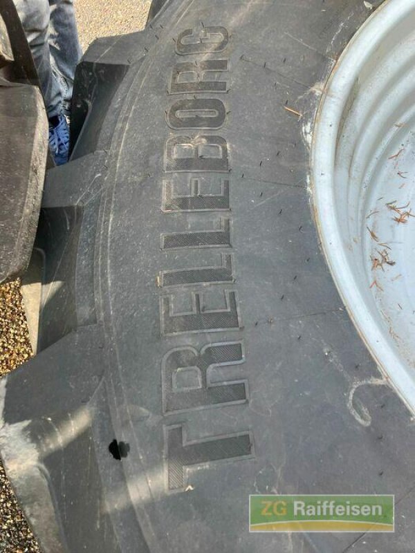 Rad del tipo Pirelli 520/85 R38-420/85R2, Gebrauchtmaschine In Bühl (Immagine 2)