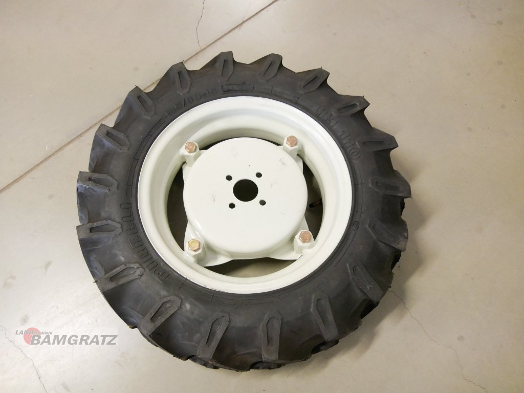 Rad des Typs Pirelli 6.50/80-15 69209013 Bertolini 418S, Neumaschine in Eberfing (Bild 2)