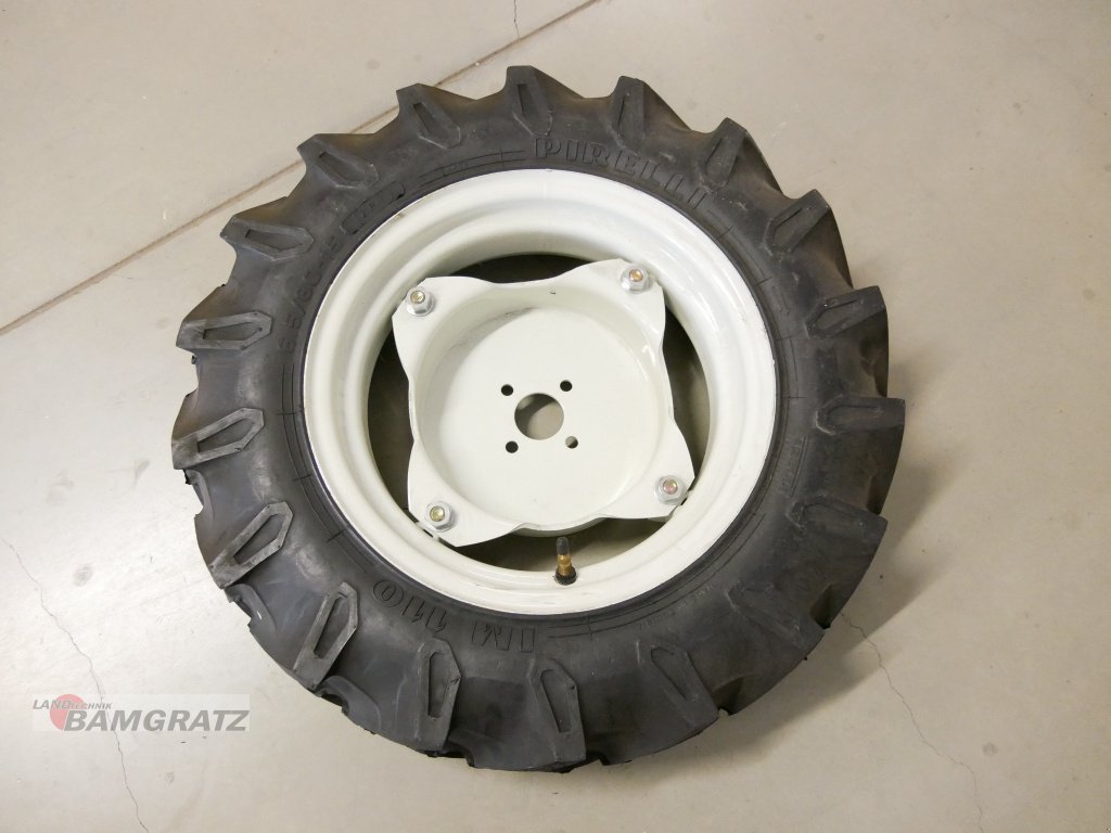 Rad des Typs Pirelli 6.50/80-15 69209013 Bertolini 418S, Neumaschine in Eberfing (Bild 3)