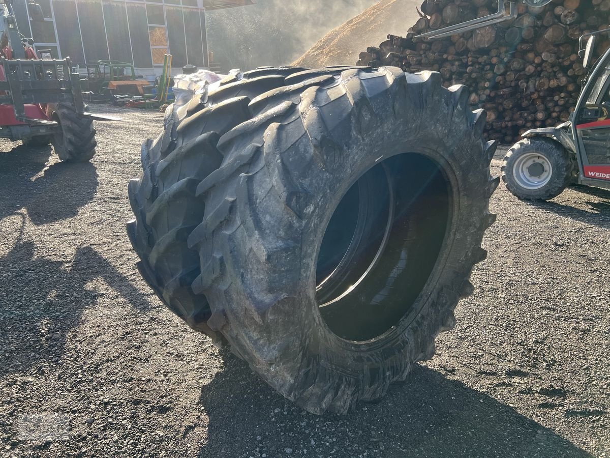 Rad des Typs Pirelli Reifen 540/65R34 1P., Gebrauchtmaschine in Eben (Bild 3)