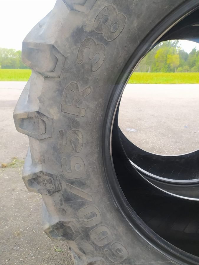 Rad typu Pirelli TM 800, 600/65 R38, Gebrauchtmaschine v Neukirchen am Walde  (Obrázek 2)