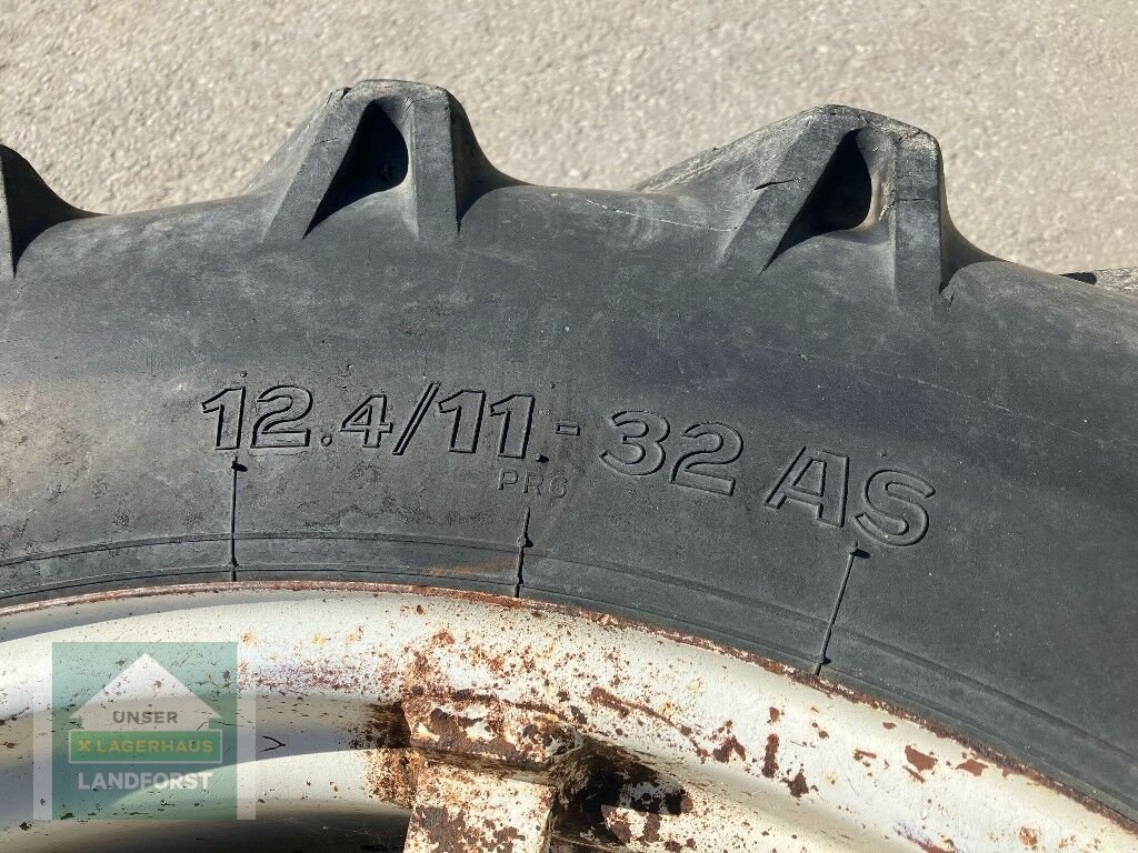 Rad del tipo Semperit 12.4/11-32, Gebrauchtmaschine In Murau (Immagine 6)