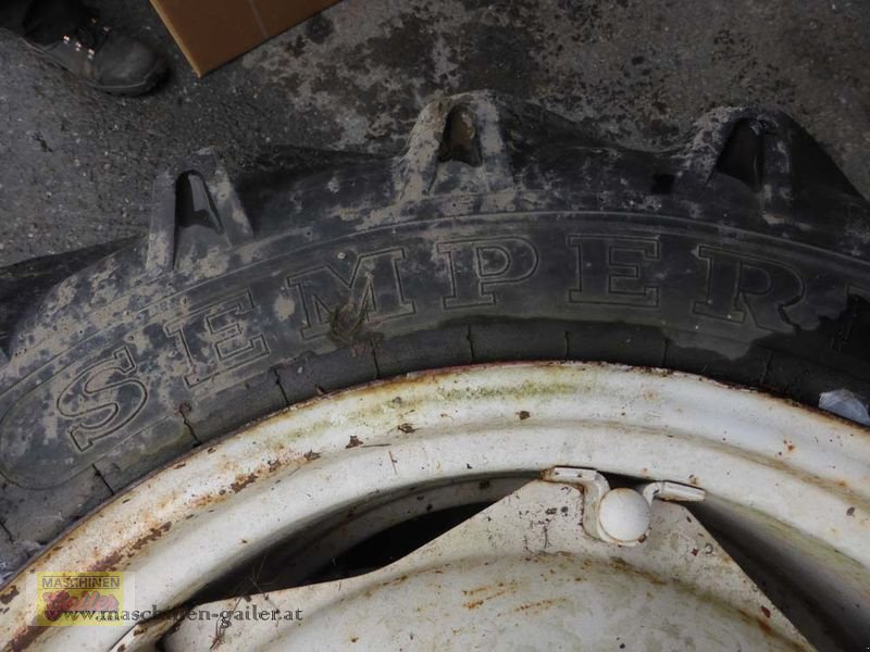Rad des Typs Semperit Räder 11.2-28, Gebrauchtmaschine in Kötschach (Bild 2)
