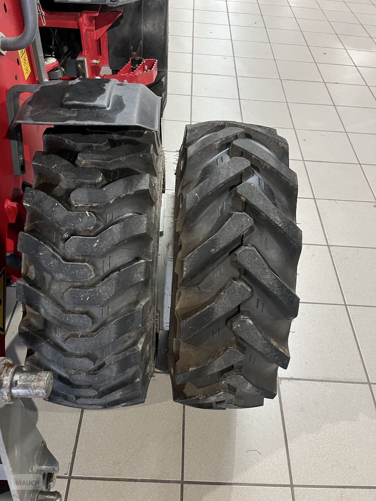 Rad des Typs Sonstige 10/75-15.3 ET10 SKID 5-Loch, Gebrauchtmaschine in Burgkirchen (Bild 1)