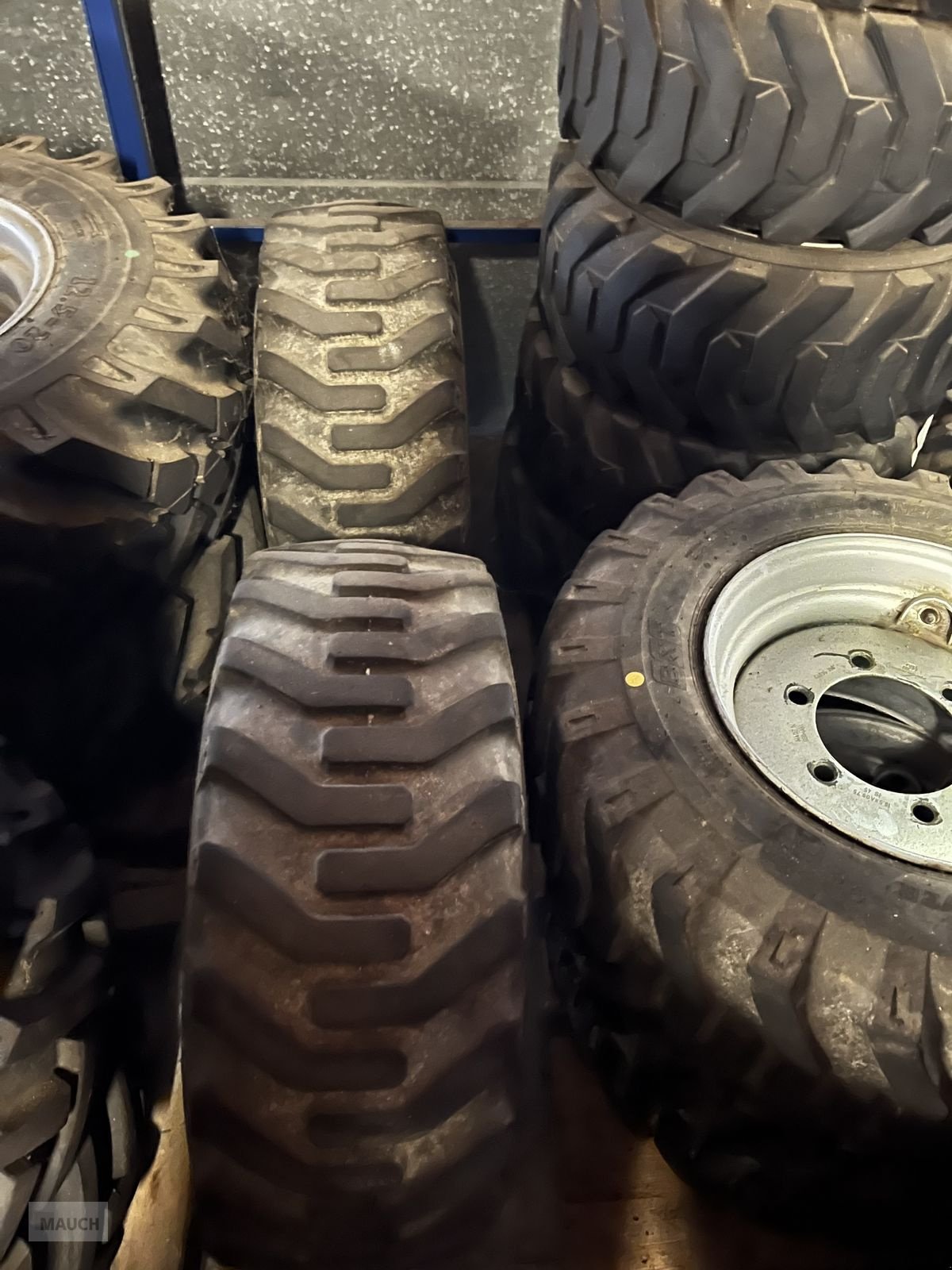 Rad a típus Sonstige 12x16.5EM ET45 6 Loch 10PLY, Gebrauchtmaschine ekkor: Burgkirchen (Kép 2)