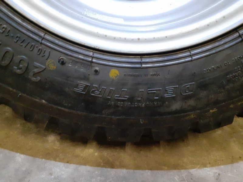 Rad des Typs Sonstige 15.3"   260/75-15.3, Gebrauchtmaschine in Hemmet (Bild 3)