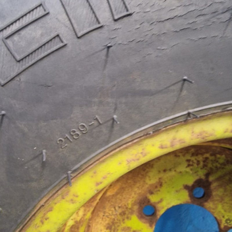 Rad des Typs Sonstige 15.3"   300/80-15.3, Gebrauchtmaschine in Hemmet (Bild 5)