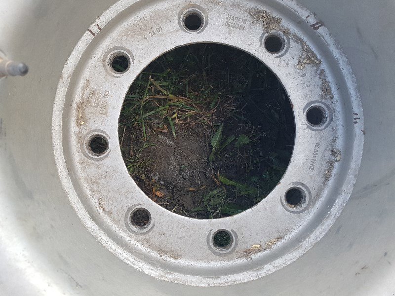 Rad des Typs Sonstige 19.0/45 R17 Rad 8 Loch, Gebrauchtmaschine in Chur (Bild 4)