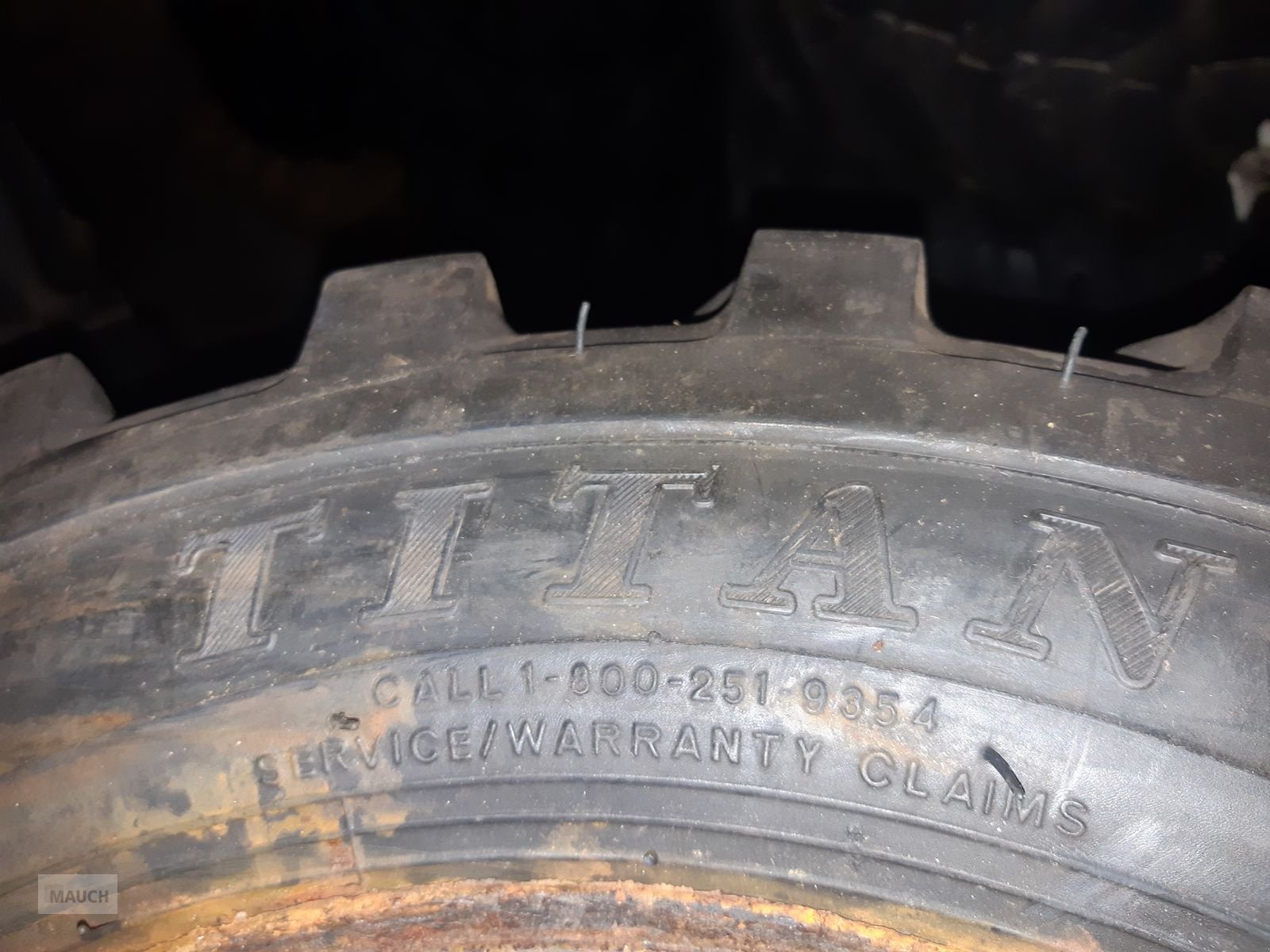 Rad del tipo Sonstige 1x 10.0-16.5 NHS Titan TRAC LOADER, Gebrauchtmaschine In Burgkirchen (Immagine 4)