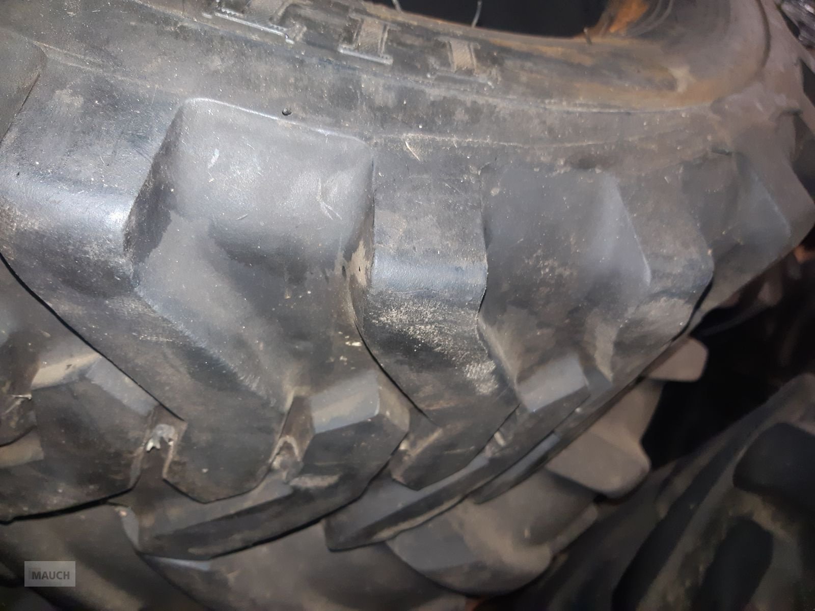 Rad del tipo Sonstige 1x 10.0-16.5 NHS Titan TRAC LOADER, Gebrauchtmaschine In Burgkirchen (Immagine 2)