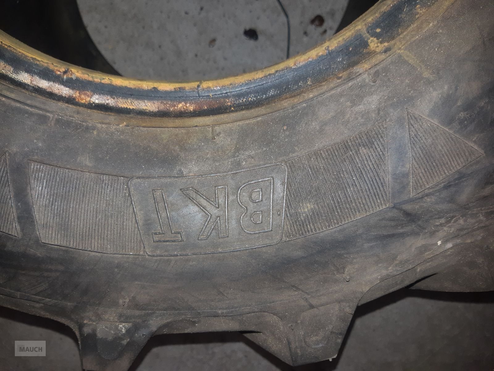 Rad типа Sonstige 1x 31x 15.50-15 NHS BKT TR 315, Gebrauchtmaschine в Burgkirchen (Фотография 3)